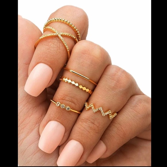 6pc Gold Rhinestone Decor Chevron Rings - Picture 1 of 2